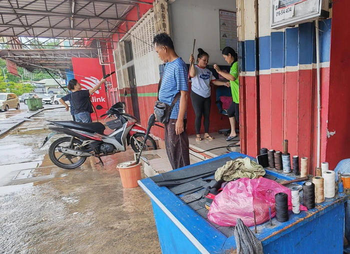 business as usual for flood-prone donggongon town