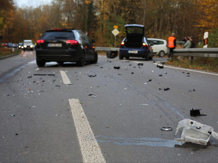 niemieckie samochody używane w polsce. uszkodzone to prawdziwa plaga
