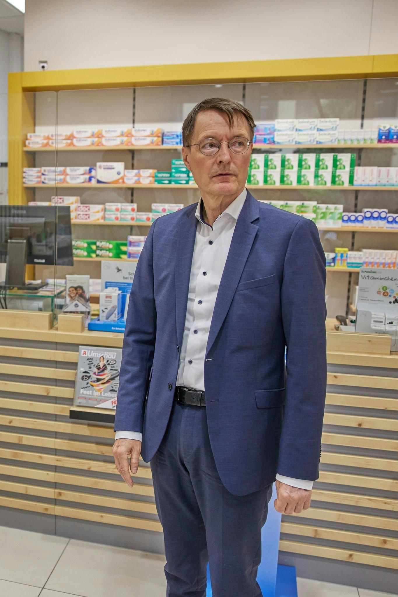 Gesundheitsversorgung: Lauterbach-Plan: Arzneimittel Ohne Apotheker Vor Ort