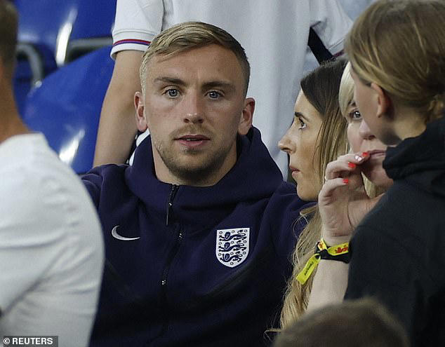 england's wags jet in to spend day with players before quarter final