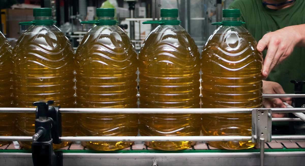 la mayoría de los súper ha bajado una media de 50 céntimos el precio del aceite de oliva
