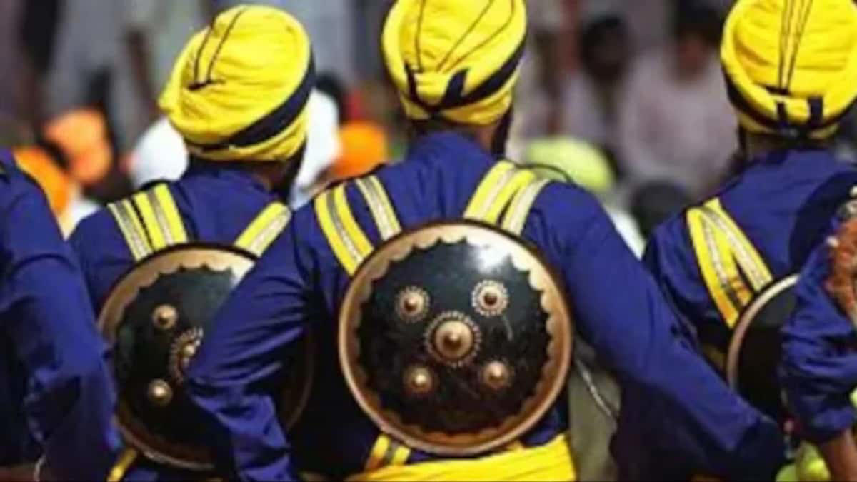 indian sikh pilgrim returning from pakistan dies of heart attack at wagah border