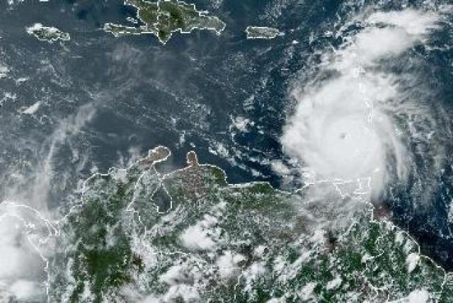 huracán beryl en vivo: siga la trayectoria hoy 2 de julio y su paso frente a la península de la guajira, en colombia