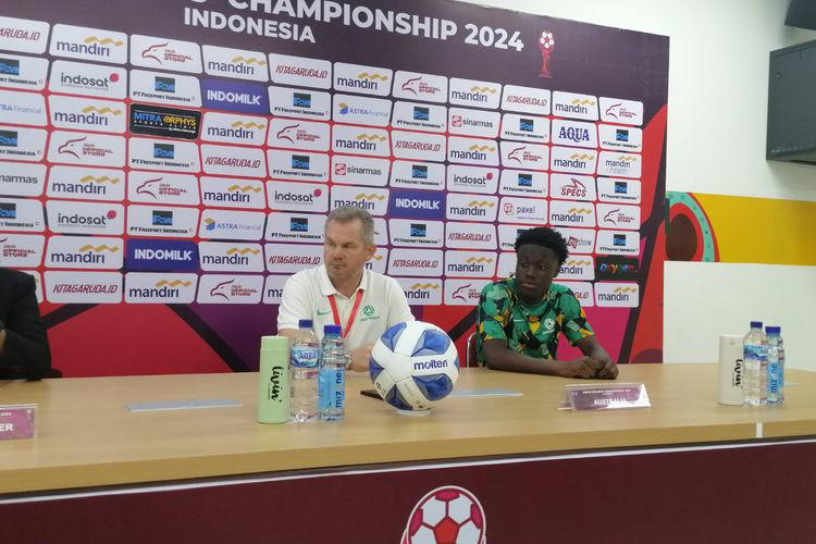 asean cup u-16 2024 - cara pelatih australia bungkam timnas u-16 indonesia, taktik pergantian pemain jadi kunci