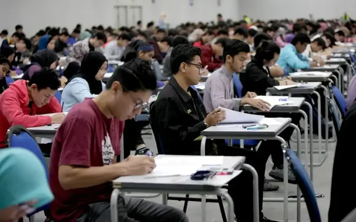 nothing game-changing about opening up matriculation to top scorers, says group