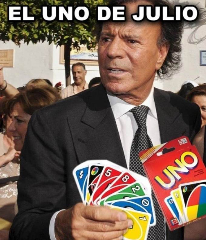 Los memes de Julio Iglesias