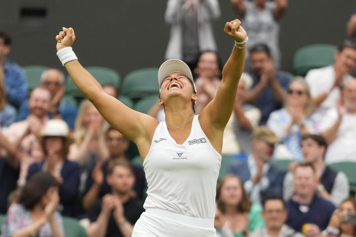 first defending women's wimbledon champ knocked out in first round since 1994