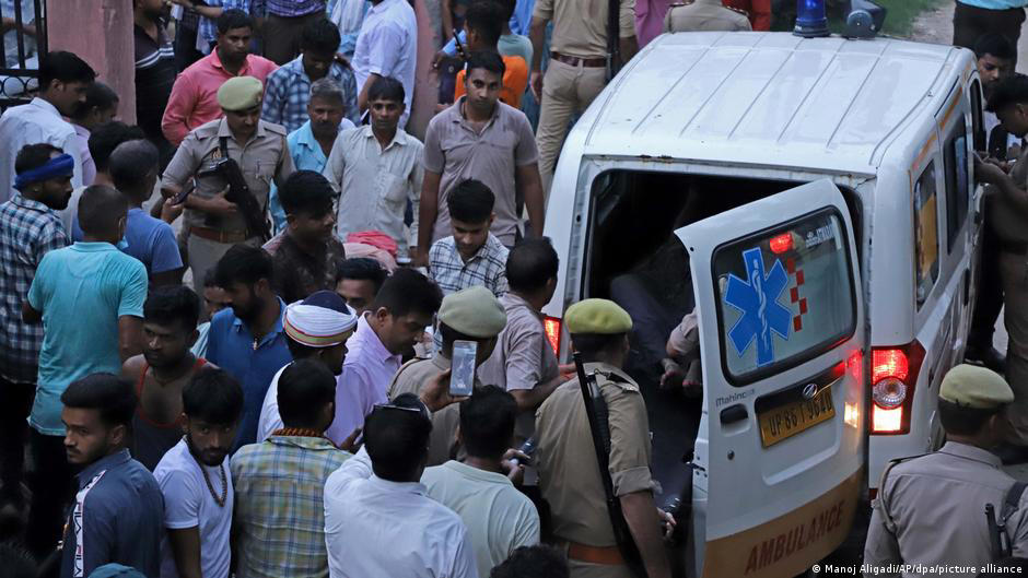 india: over 100 killed in stampede at religious gathering