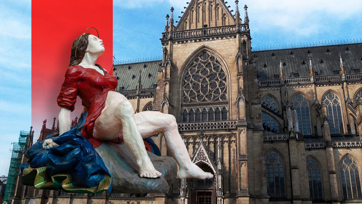 amazon, decapitan escultura de maría dando a luz a jesús en una catedral de austria