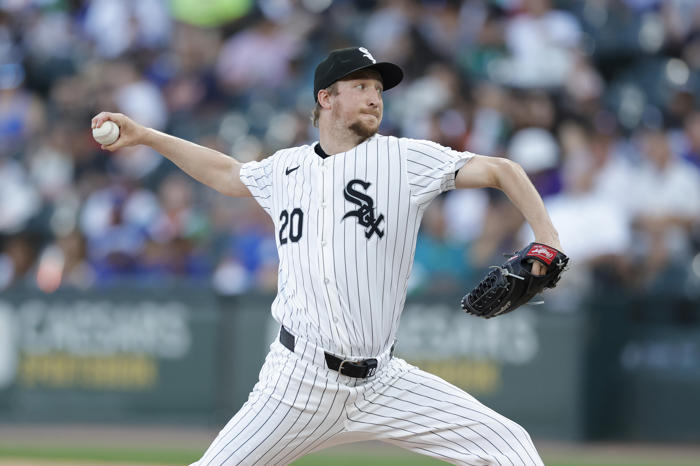 analyst links mets with white sox pitcher