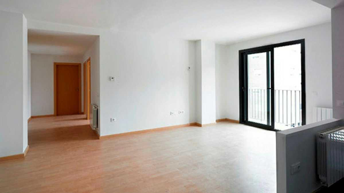 caixabank pone en alquiler este piso por 345 euros: está como nuevo y tiene la cocina equipada