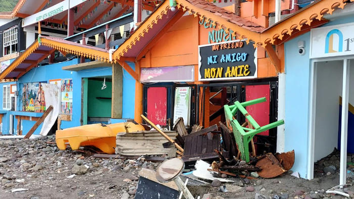 at least four dead as hurricane beryl heads towards jamaica