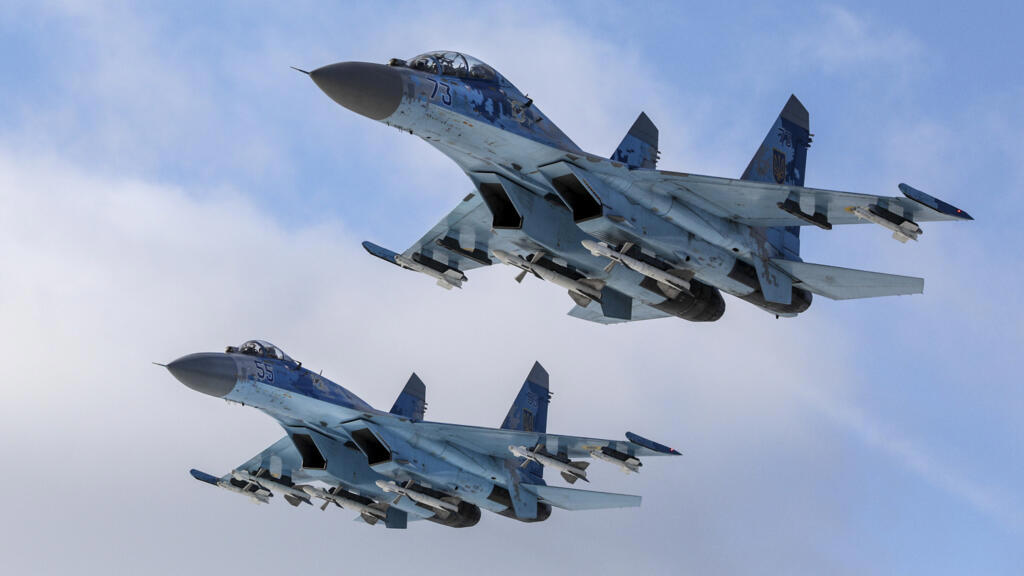 la russie revendique la destruction d'avions de combat su-27 en ukraine