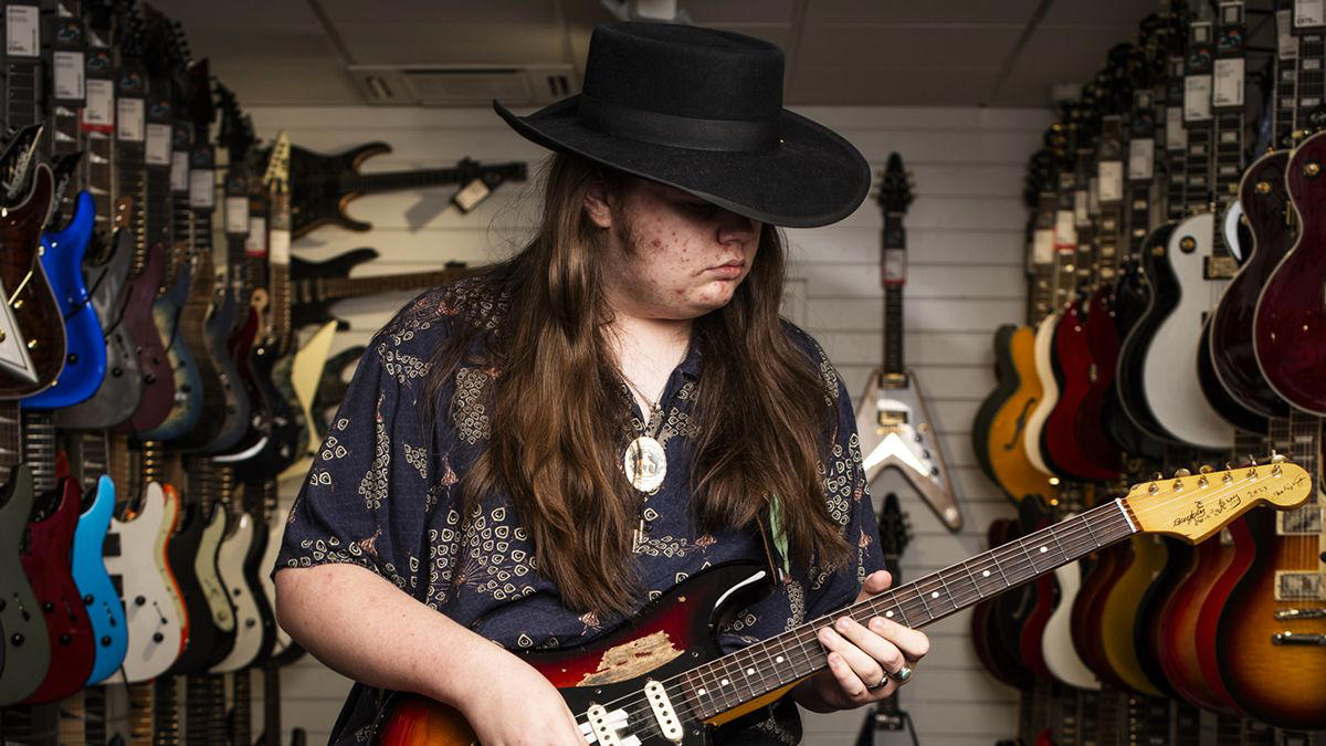 this 16-year-old guitar prodigy suffered extreme anxiety, now he's shared a stage with buddy guy