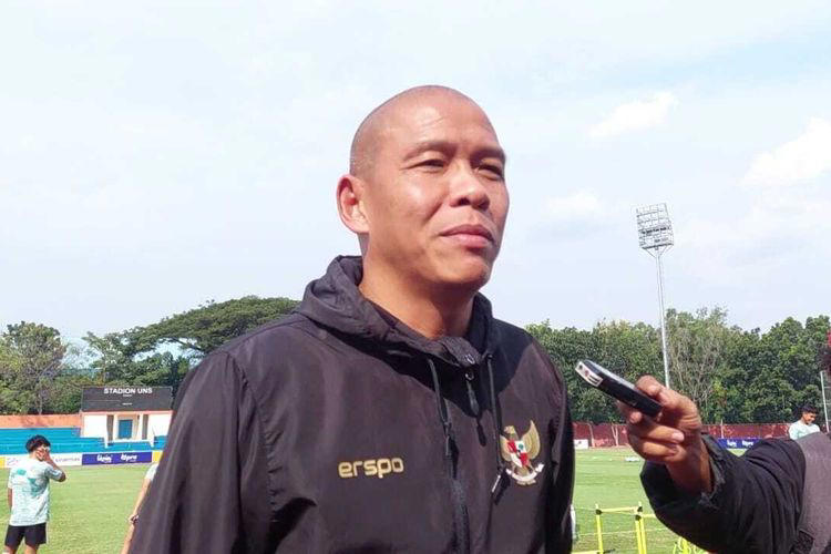nova arianto tak mau terburu-buru promosikan pemain timnas u-16 indonesia ke jenjang berikutnya