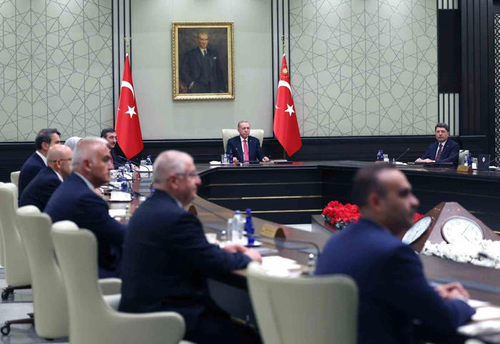 cumhurbaşkanlığı kabinesi, cumhurbaşkanı recep tayyip erdoğan başkanlığında beştepe’de toplandı.