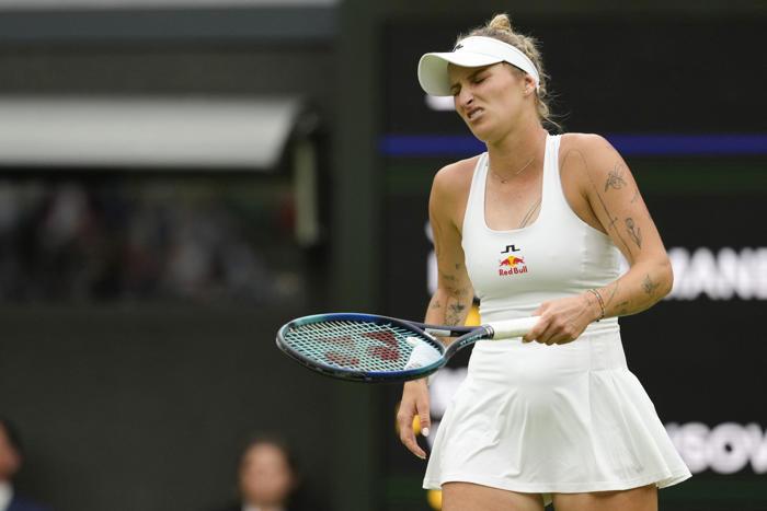 first defending women's wimbledon champ knocked out in first round since 1994