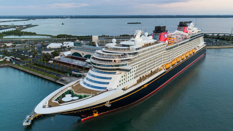 Beginning in late summer, the Disney Magic and Disney Wish sailings departing from Florida ports will have an earlier “all aboard” time. Disney Magic & Disney Wish All Aboard Times Starting on September 2, 2024, guests must be onboard by 3 p.m. on the first day of their sailing instead of 4 p.m. Guests who ... Read more