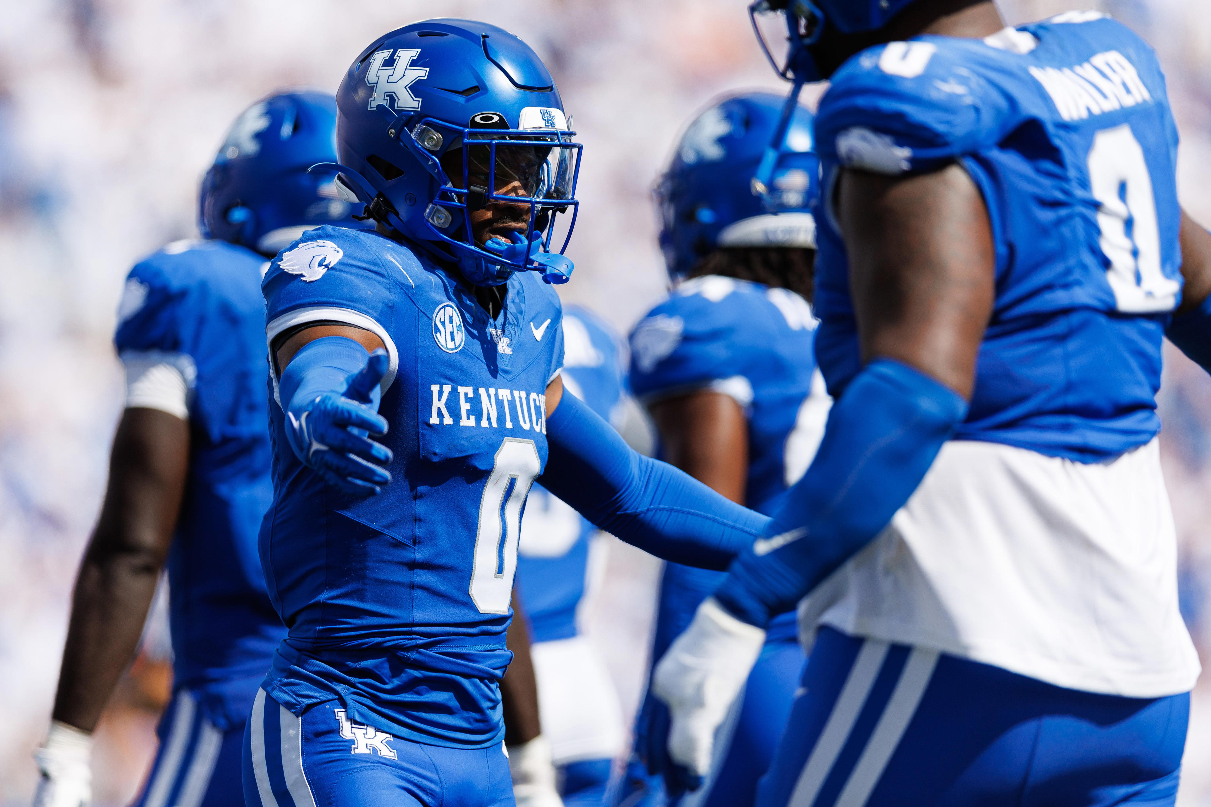 Kentucky's Deone Walker Named Walter Camp Preseason All-American