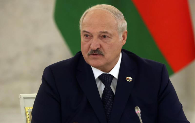 lukashenko asserts high-degree alert of belarusian and russian forces due to ukrainian armed forces activation