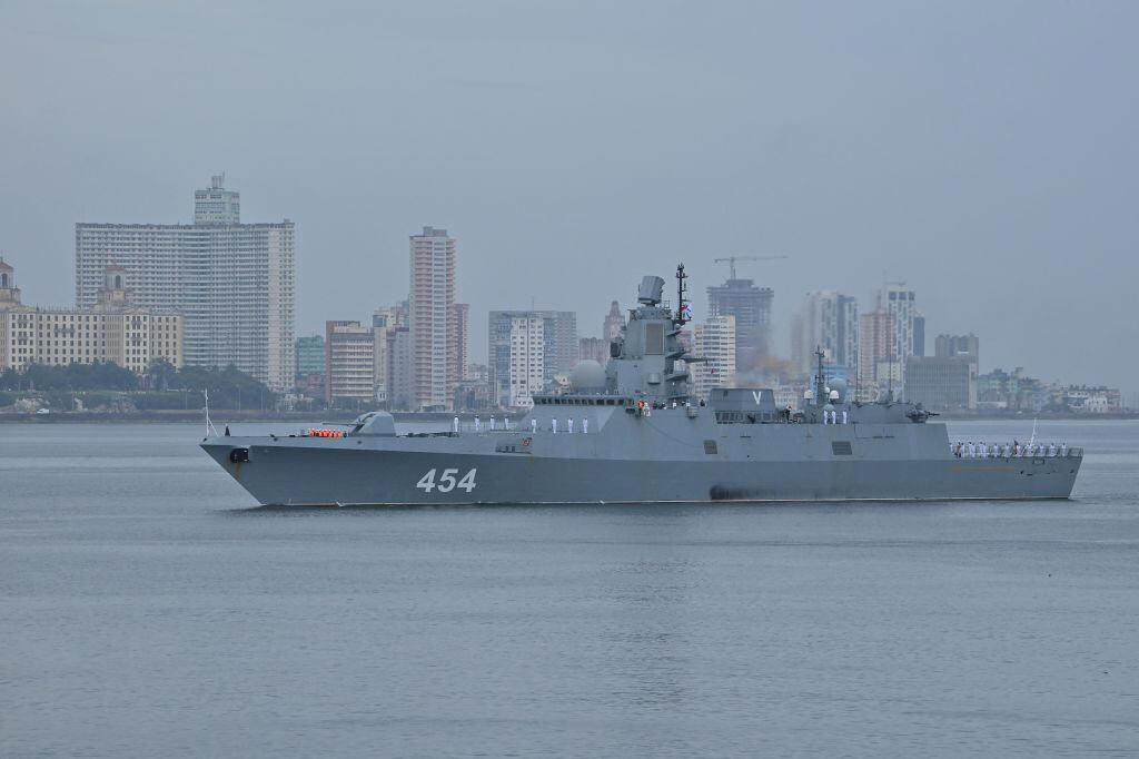 buques militares de rusia llegan a venezuela, aliado firme de vladímir putin