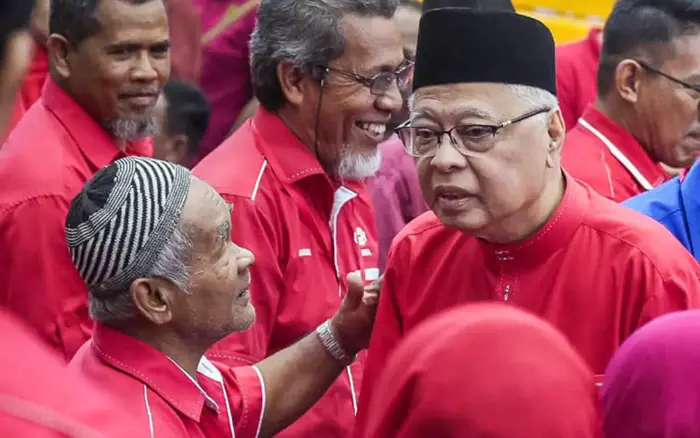 ismail right, umno’s revival hinges on grassroots, says analyst