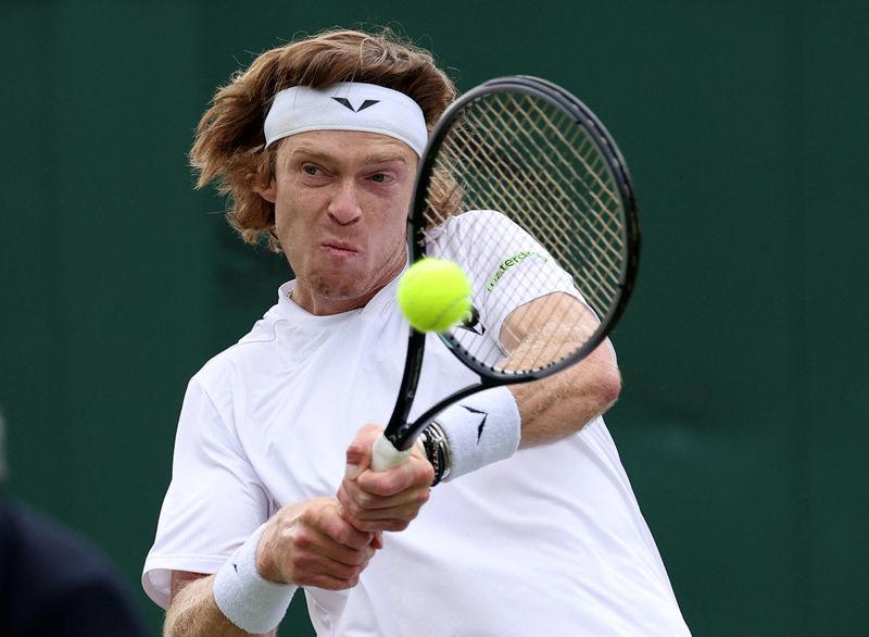 tennis-rublev crashes out of wimbledon to grand slam debutant comesana