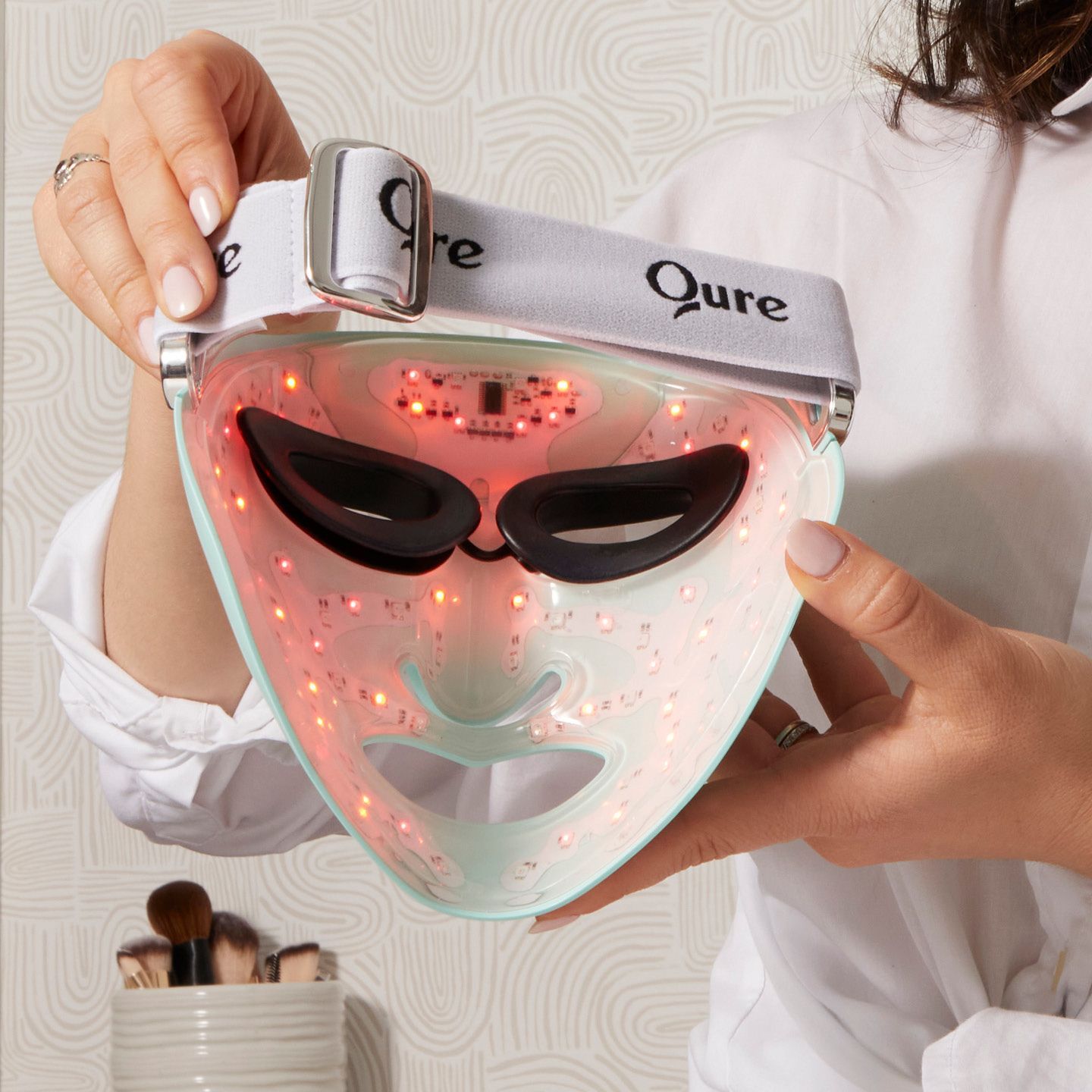 The 8 Best Red Light Therapy Tools Of 2024, Tested By Beauty Experts