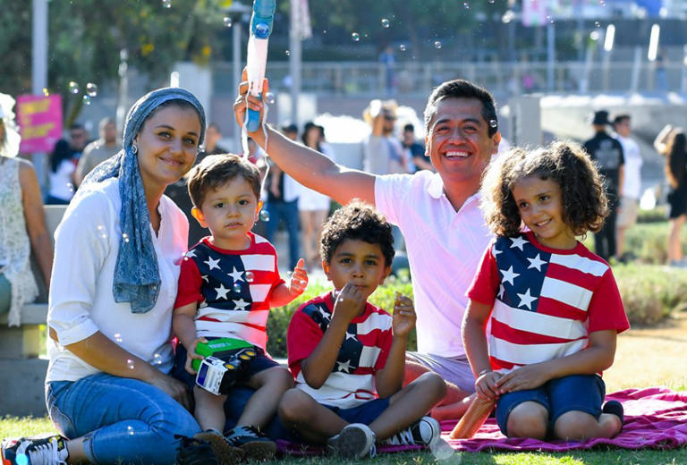 4th of July Weekend in Los Angeles: Fireworks, Parades, and More Things To Do With Kids