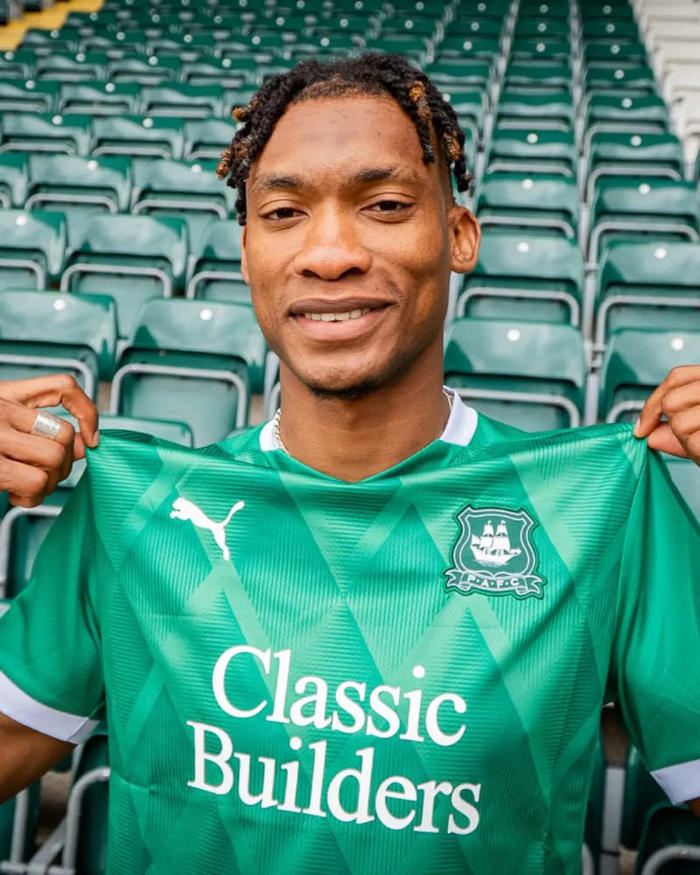 transfer: tijani completes loan move to plymouth argyle