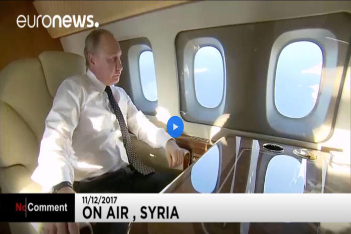 este video no muestra a vladimir putin volando hacia méxico, es de viaje a siria en 2017