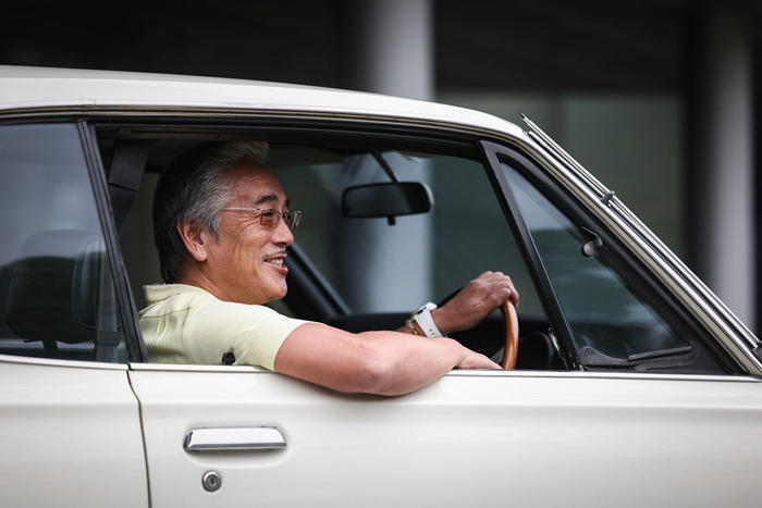 「プレジデントは愛人です」という俳優の寺島 進さん、43歳で買って17年を共にした愛車が工場入り 動かなくなっても持ち続けるという言葉がジンとくる