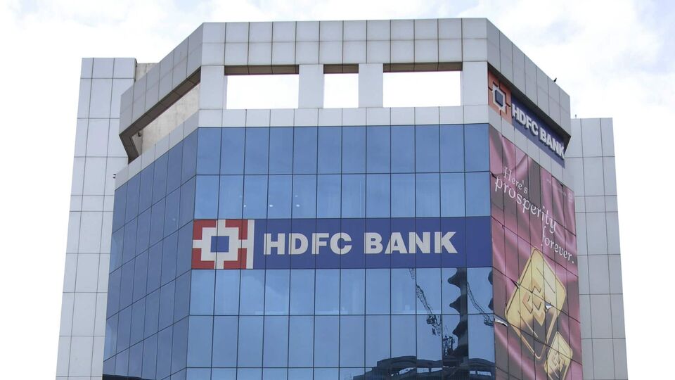 HDFC Bank Share Price Jumps Over 3% To 52-week High As FII Shareholding ...