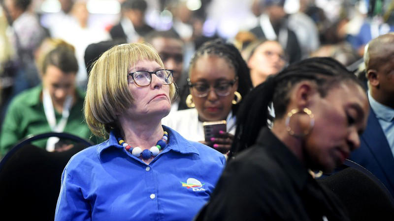 helen zille puts her foot down: da wants four mec posts as it accuses gauteng anc of negotiating in bad faith