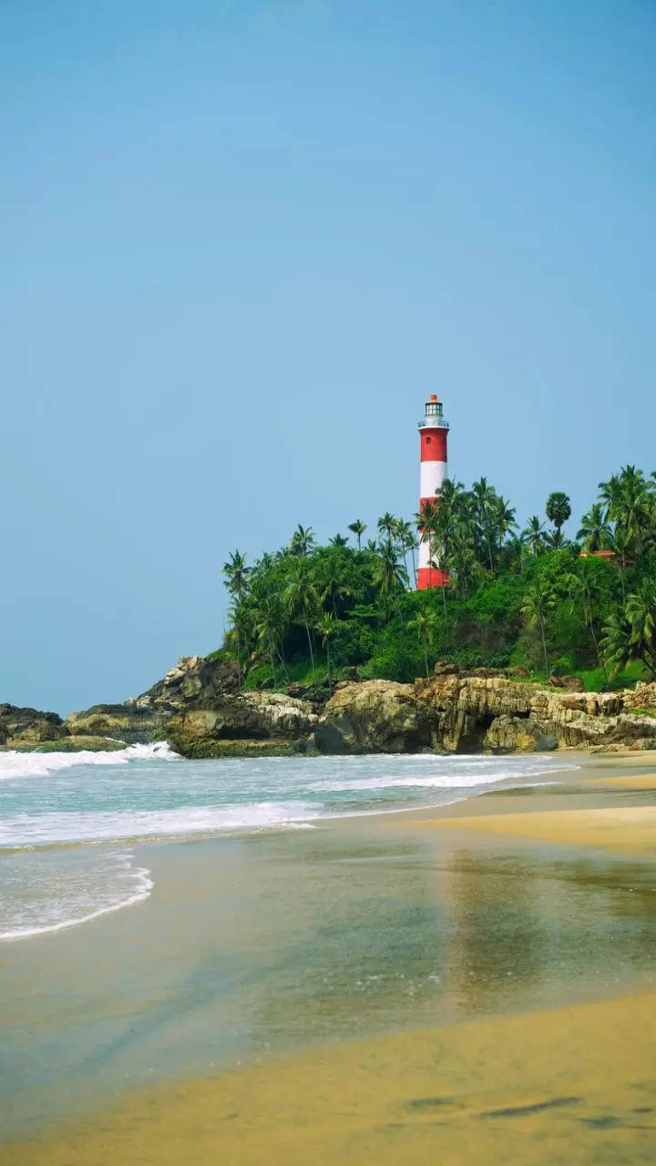 <p>Kovalam is all about beautiful beaches surrounded with coconut palms. Kovalam is a popular beach destination offering water sports, Ayurvedic treatments, and vibrant local culture.</p>