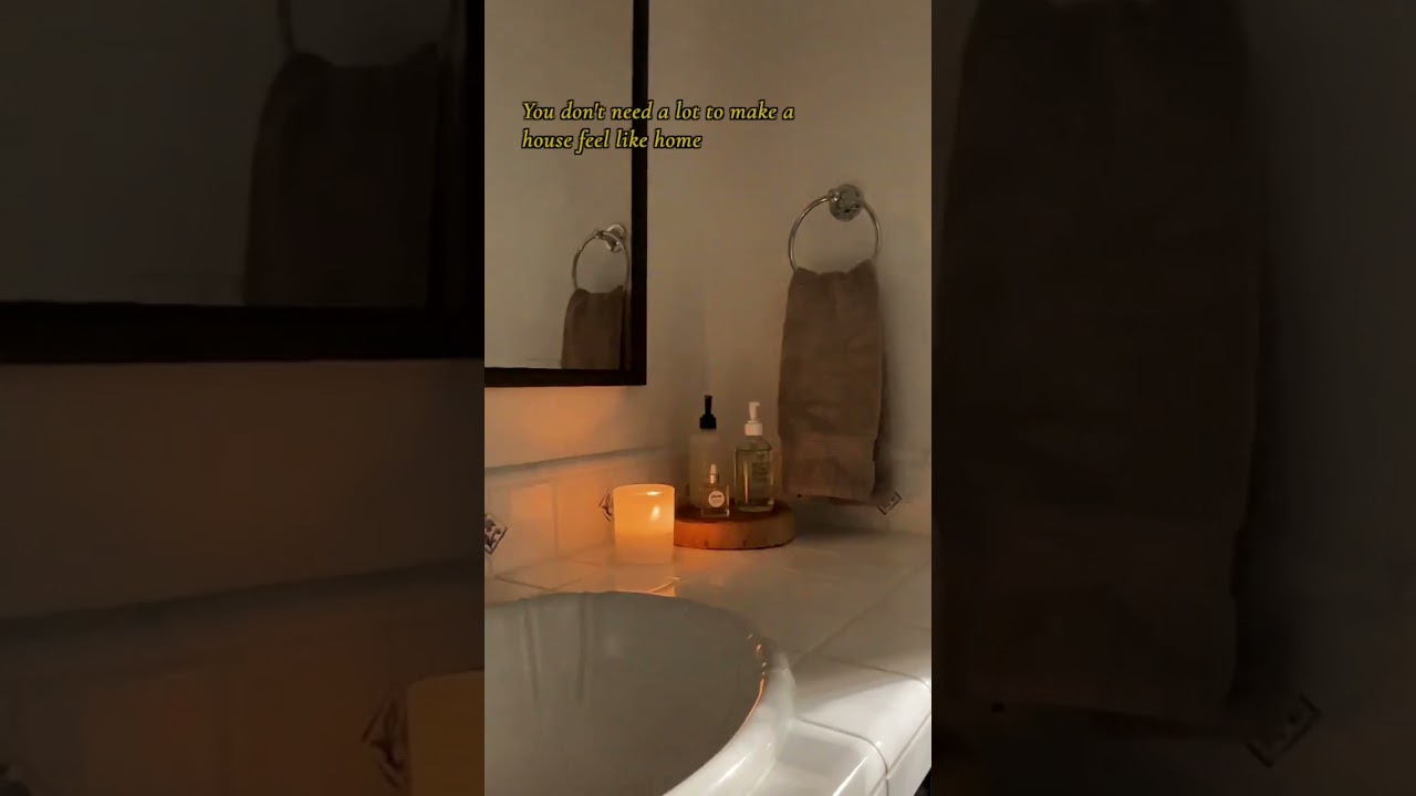 bathroom-vibes-shorts