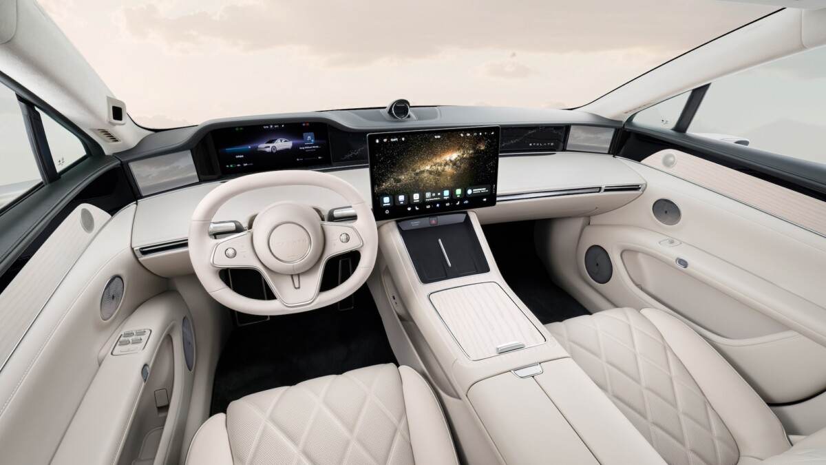 Avec sa nouvelle voiture électrique, Huawei prouve que le luxe peut aussi être chinois