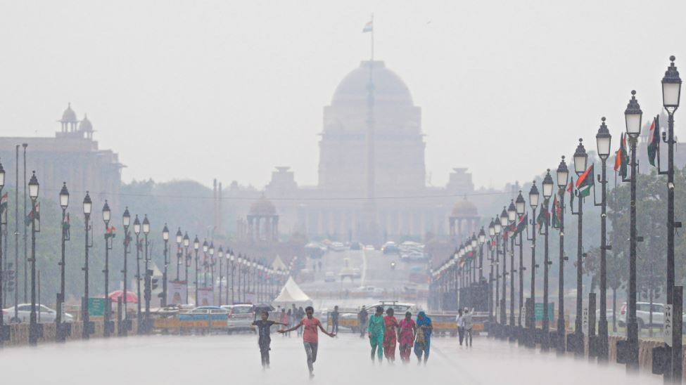 Light Rain Lashes Parts Of Delhi-NCR, More Downpour Expected In Next 2 ...