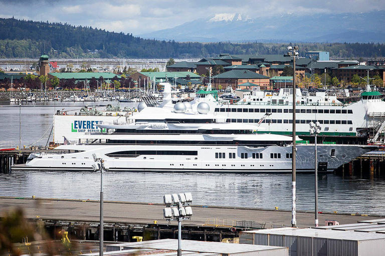 Say ‘bon voyage’ to seized Russian superyacht departing Everett
