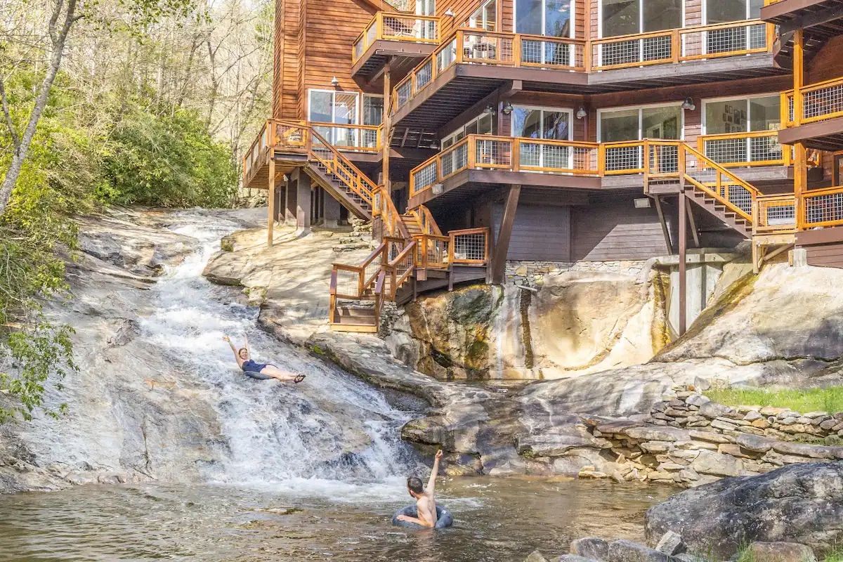 The Coolest Airbnbs Across the U.S. for Your Next Vacation