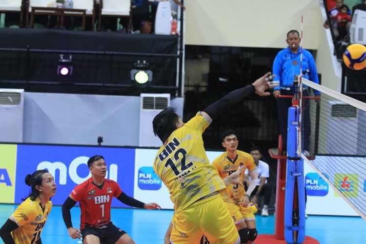 Final Four Proliga 2024 - Tembok Bank SumselBabel Batasi Farhan-Rivan ...