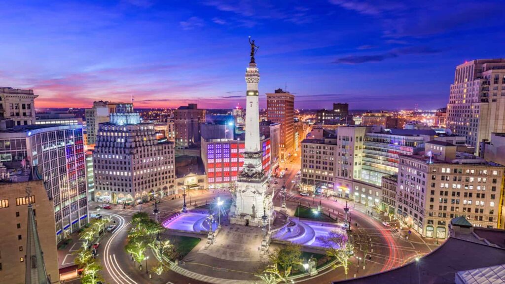 <p>Indianapolis residents are so tight-knit that, as a <a href="https://fox59.com/indiana-news/indy-neighbors-said-to-be-the-friendliest-and-some-of-the-most-annoying/">Fox</a> survey tells us, 86% of them know most or all of their neighbors. In Indianapolis, you have a huge, welcoming community of families and young professionals that makes sure your big-city experience never comes with regrets.</p>