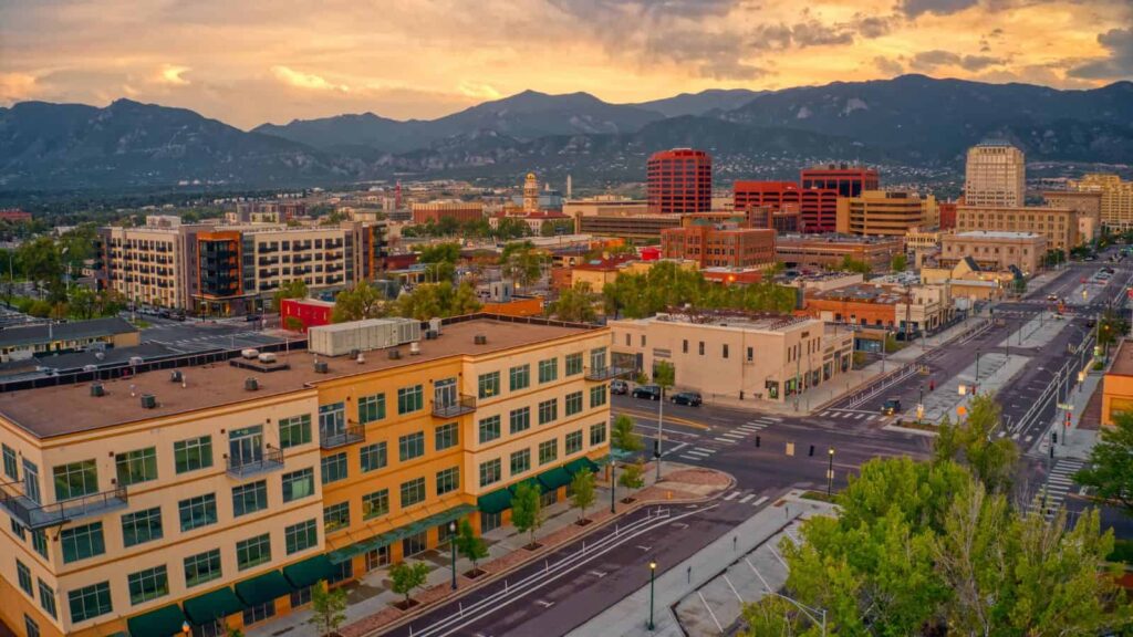 <p>Although you may notice that people in Colorado Springs love to keep to themselves, they never hesitate to lend a helping hand when you need one. The city is also famous for having many diverse neighborhoods, the best of which include Fountain, Aurora, and Cimarron Hills.</p>