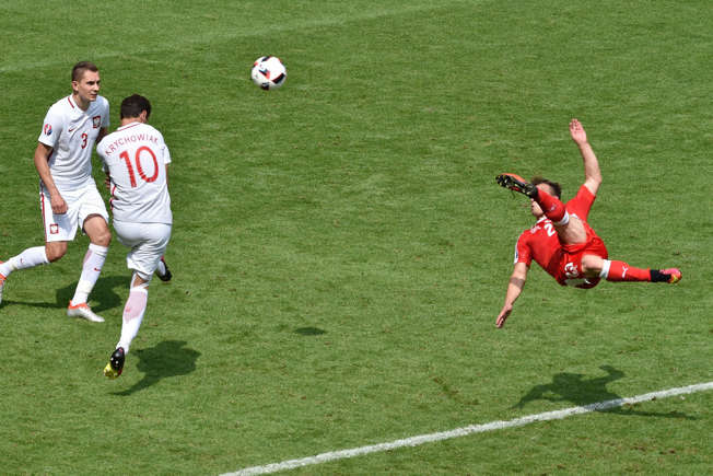 Xherdan Shaqiri (2016)