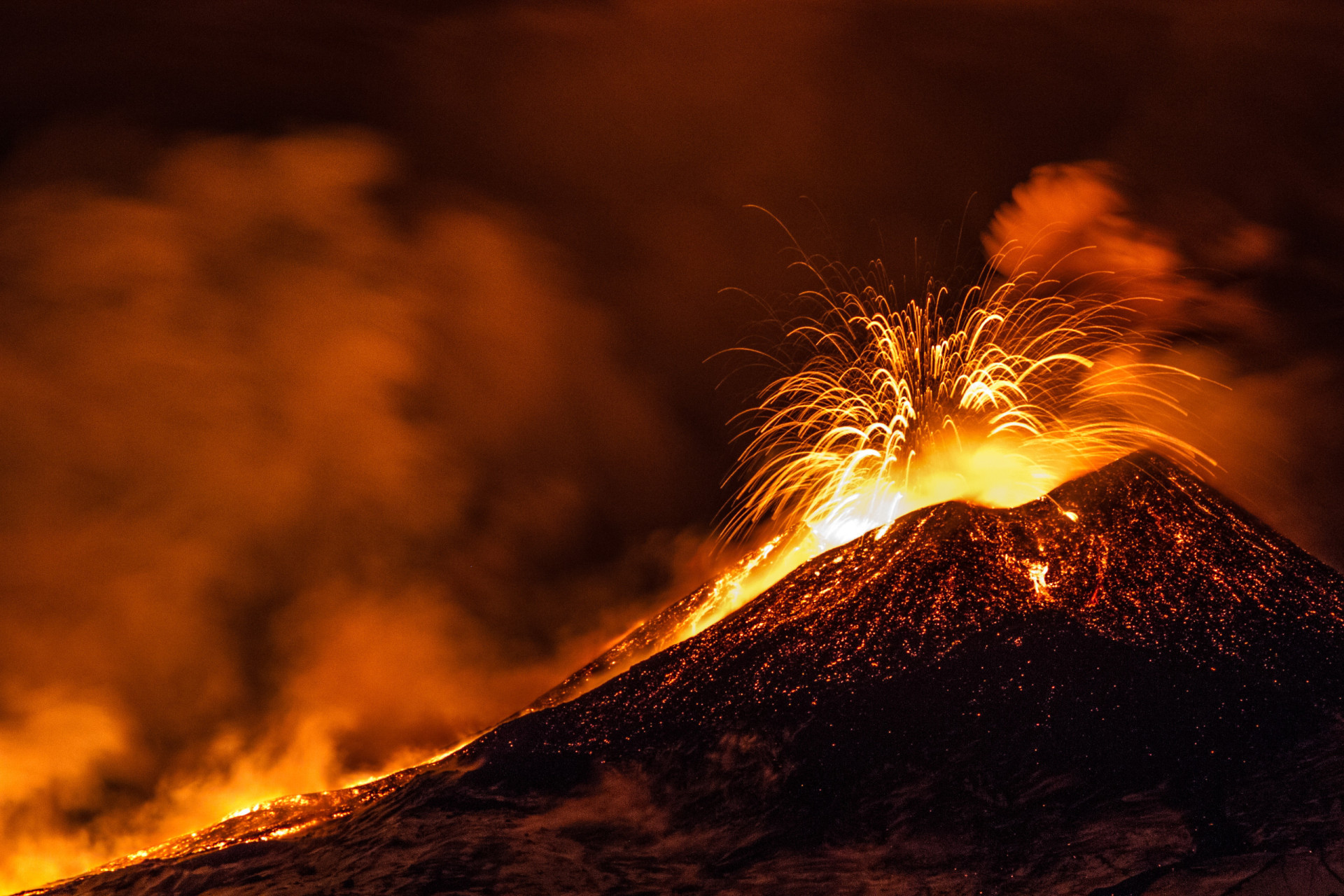 Bomba geologica italiana: il vulcano attivo più pericoloso del mondo si ...