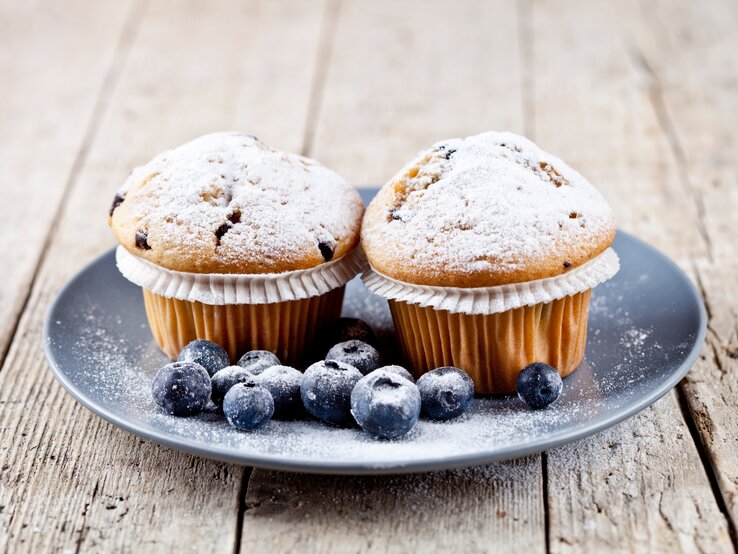 Kinderleichtes Grundrezept: Joghurt-Muffins mit Beeren