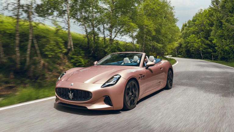 The 2024 Maserati GranCabrio Folgore Is a Roofless EV Wonder