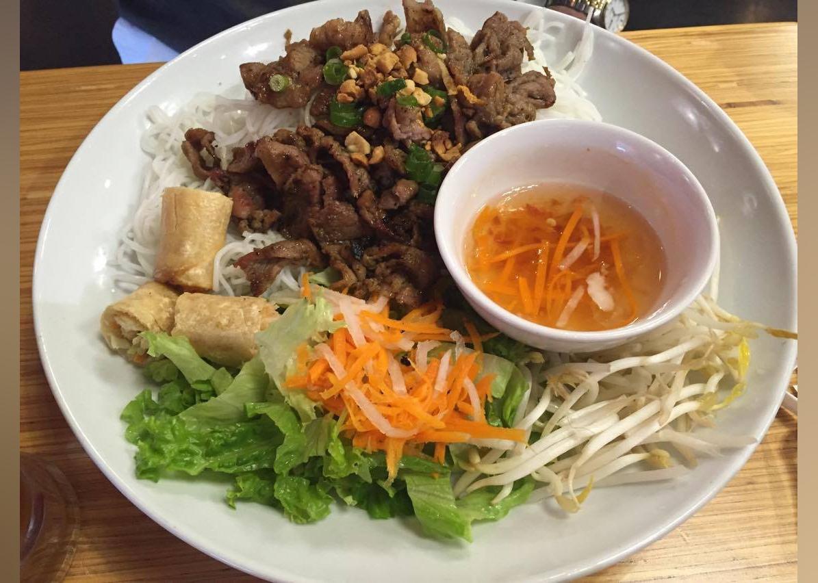 <p>- Rating: 4.5 / 5 (34 reviews)<br>- Detailed ratings: Food (4.5/5), Service (4.5/5), Value (4.0/5)<br>- Type of cuisine: Asian, Vietnamese<br>- Price: $$ - $$$<br>- Address: 4026 Dowlen Rd, Beaumont, TX 77706-6849<br>- <a href="https://www.tripadvisor.com//Restaurant_Review-g60737-d10505269-Reviews-Sweet_Basil_Vietnamese_Noodle_House-Beaumont_Texas.html">Read more on Tripadvisor</a></p>