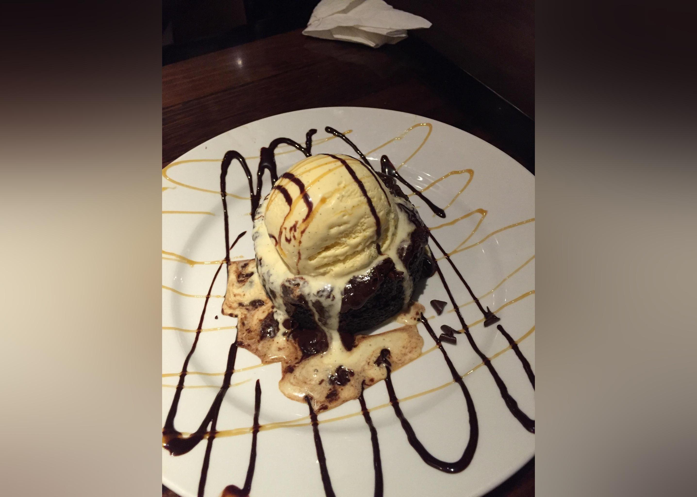 <p>- Rating: 4.0 / 5 (94 reviews)<br>- Detailed ratings: Food (4.0/5), Service (4.5/5), Value (4.0/5)<br>- Type of cuisine: American, Steakhouse<br>- Price: $$ - $$$<br>- Address: 5920 Eastex Fwy, Beaumont, TX 77708-4823<br>- <a href="https://www.tripadvisor.com//Restaurant_Review-g60737-d8529554-Reviews-LongHorn_Steakhouse-Beaumont_Texas.html">Read more on Tripadvisor</a></p>