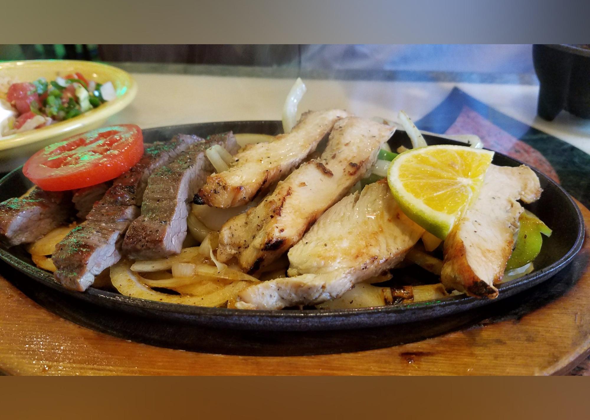 <p>- Rating: 4.0 / 5 (13 reviews)<br>- Detailed ratings: Food (3.5/5), Service (4.0/5), Value (3.5/5)<br>- Type of cuisine: Mexican<br>- Price: $$ - $$$<br>- Address: 145 I-10 Frontage Road, Beaumont, TX 77707-2503<br>- <a href="https://www.tripadvisor.com//Restaurant_Review-g60737-d10060448-Reviews-Casa_Tapatia_Mexican_Restaurant_Bar-Beaumont_Texas.html">Read more on Tripadvisor</a></p>